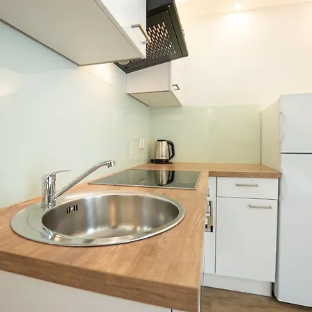 Comfort Studio With Queen-Size Bed, Self Check-In Vienna Exterior photo