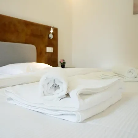 Comfort Studio With Queen-Size Bed, Self Check-In Vienna Exterior photo