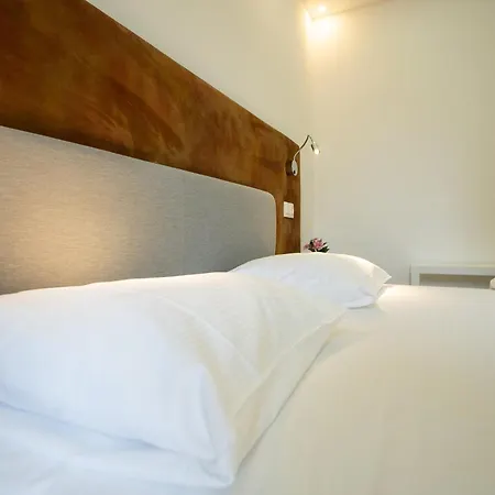 Comfort Studio With Queen-Size Bed, Self Check-In Vienna Exterior photo