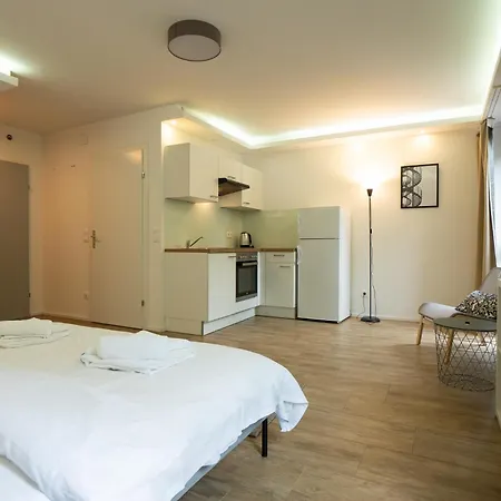 Comfort Studio With Queen-Size Bed, Self Check-In Vienna Exterior photo