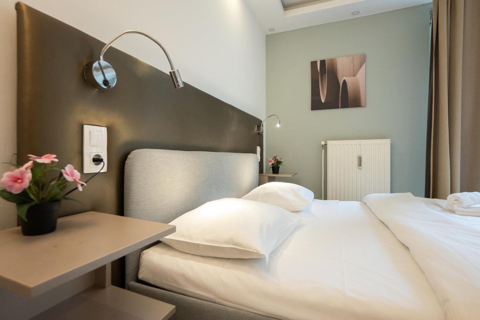 Apartment Comfort With Queen-size Bed, Self Check-in Vienna