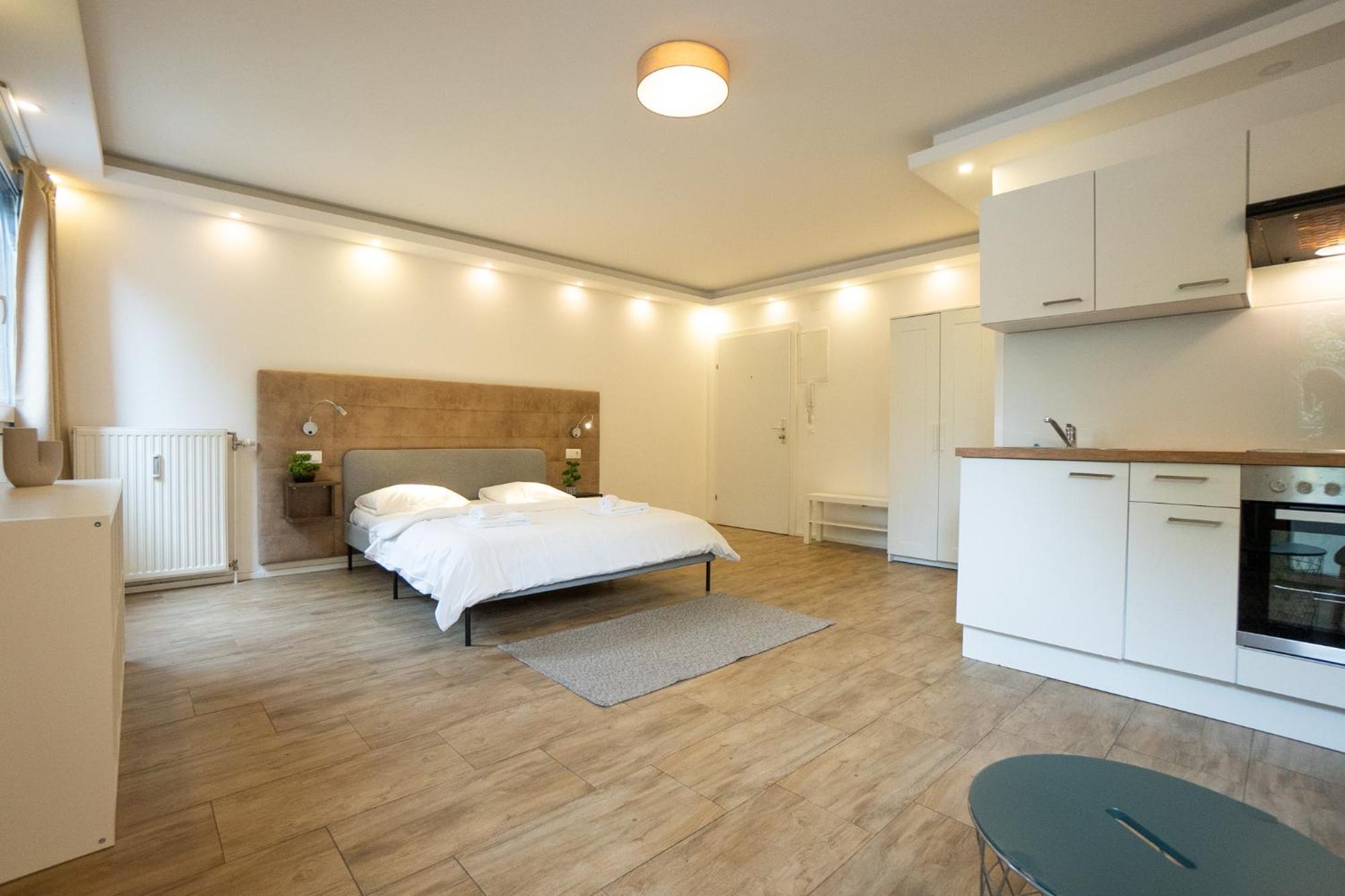 Comfort With Queen-size Bed, Self Check-in * Vienna